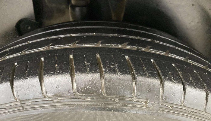 2020 KIA SELTOS HTX 1.5 PETROL, Petrol, Manual, 37,086 km, Right Rear Tyre Tread