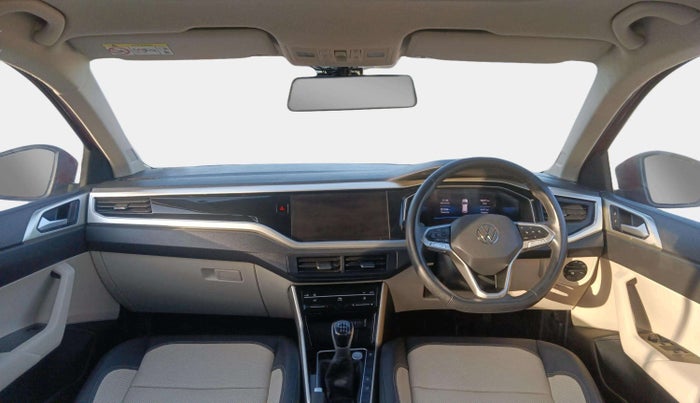 2023 Volkswagen VIRTUS TOPLINE TSI 1.0 MT, Petrol, Manual, 10,661 km, Dashboard