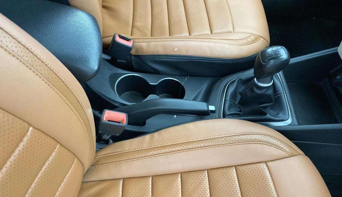 2018 Hyundai Verna 1.6 VTVT SX, Petrol, Manual, 96,400 km, Gear Lever