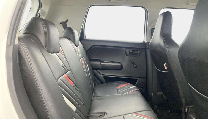 2023 Maruti New Wagon-R LXI 1.0, Petrol, Manual, 38,598 km, Right Side Rear Door Cabin
