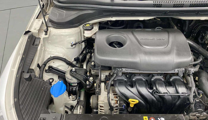 2018 Hyundai Verna 1.6 VTVT SX, Petrol, Manual, 32,817 km, Engine View - Right