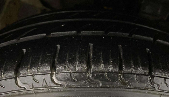 2020 Tata Tiago XT PETROL, CNG, Manual, 45,566 km, Right Front Tyre Tread