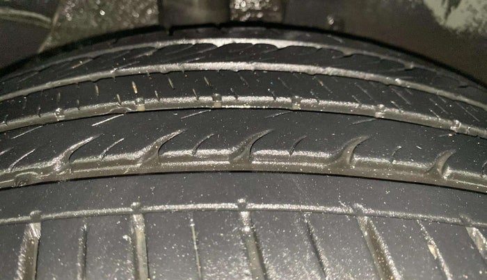 2019 Hyundai Creta SX AT 1.6 PETROL, Petrol, Automatic, 83,659 km, Right Rear Tyre Tread