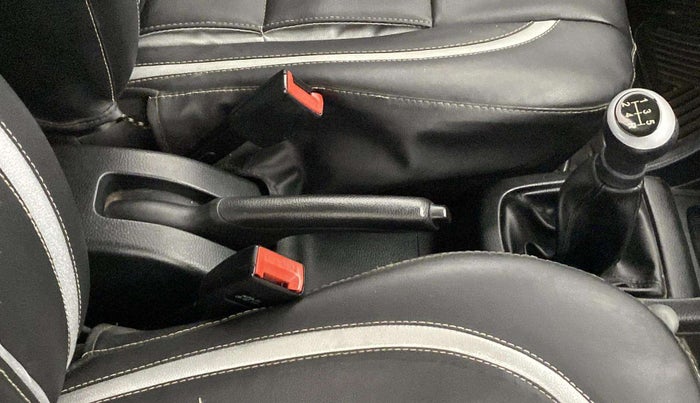2014 Maruti Swift LXI, Petrol, Manual, 59,744 km, Gear Lever