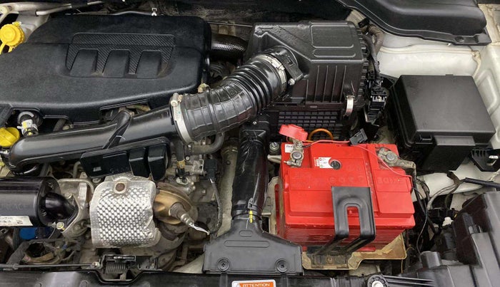 2022 Mahindra XUV300 W8 1.2 PETROL, Petrol, Manual, 50,539 km, Engine View - Left