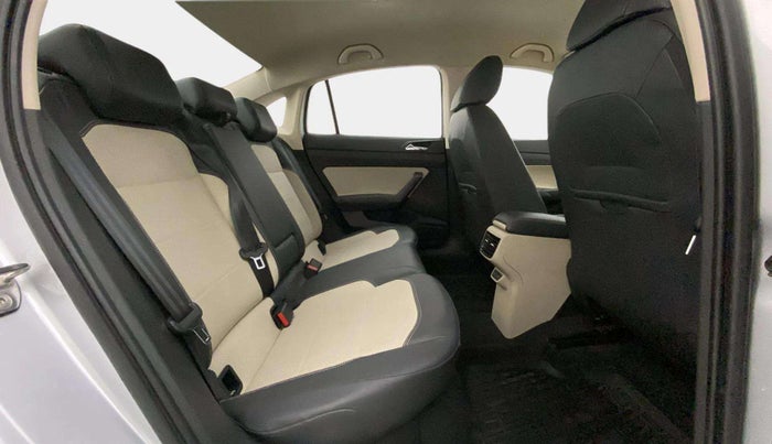 2022 Skoda SLAVIA STYLE (NON-SUNROOF), Petrol, Manual, 18,557 km, Right Side Rear Door Cabin